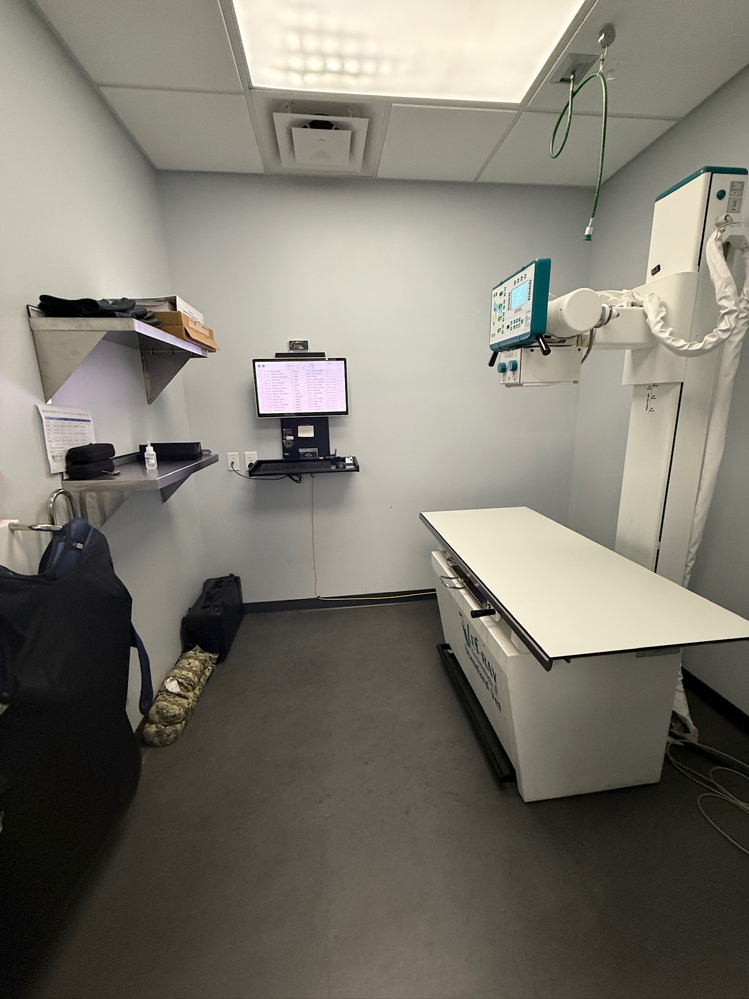 Coastal Animal Hospital Vet Encinitas kennel